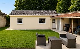 6 personnes / Proche Disney et aéroport CDG